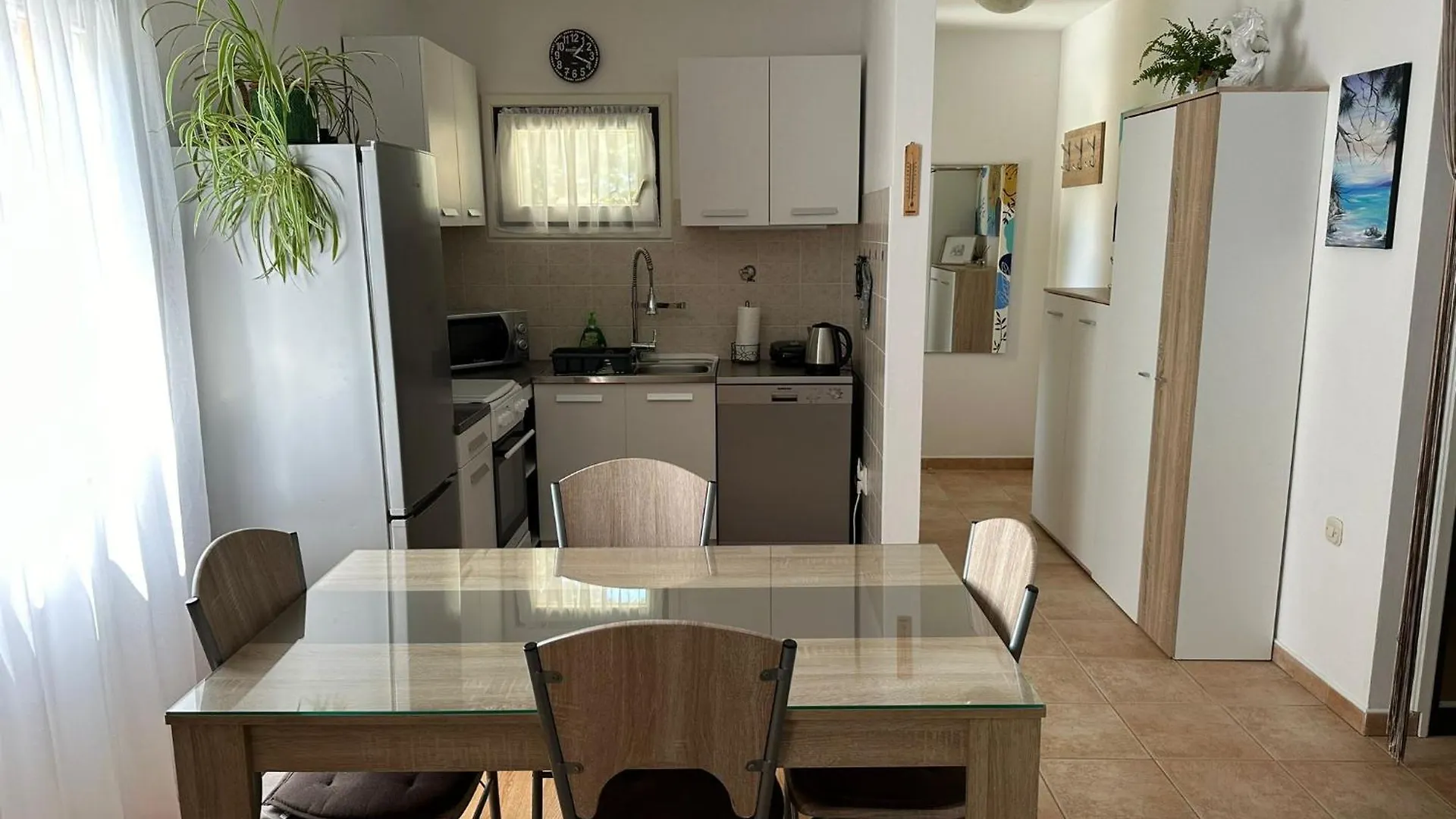 Holiday Home Mirela Sisan